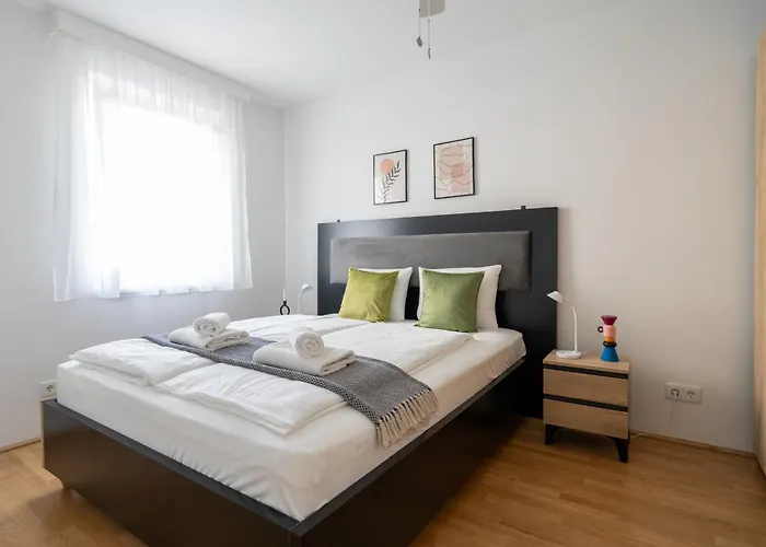 Chic 1br, Fast To Downtown * Vienna