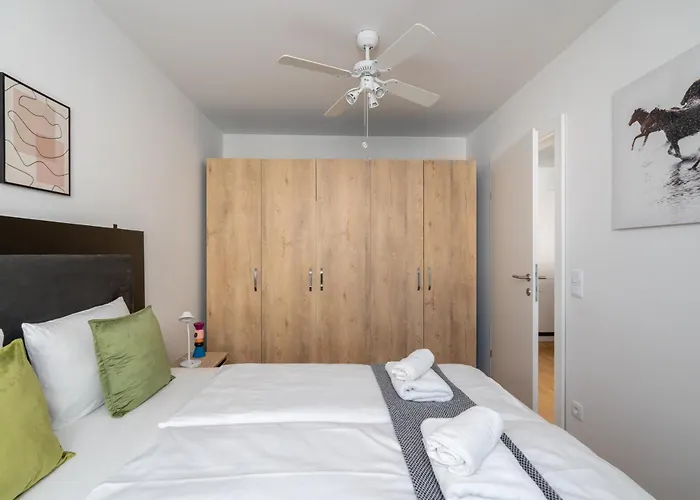 Chic 1br, Fast To Downtown * Vienna